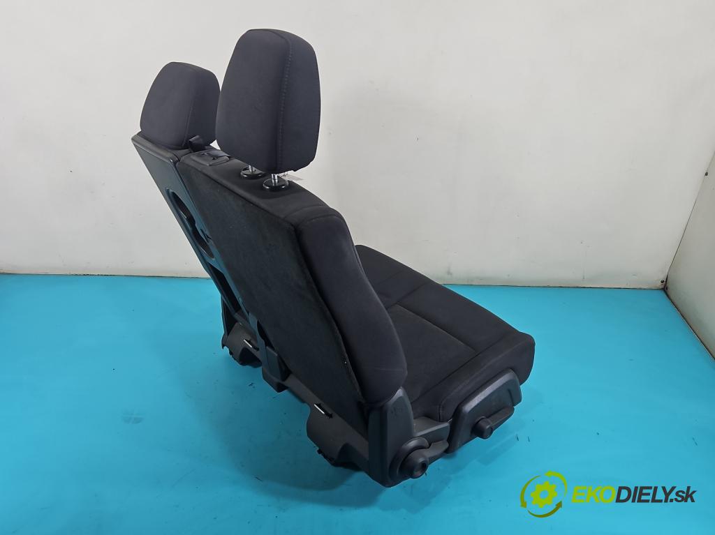 Dodge Journey 2.0 CRD 140 HP automatic 103 kW 1968 cm3 5- Sedačka zadné pravý II
