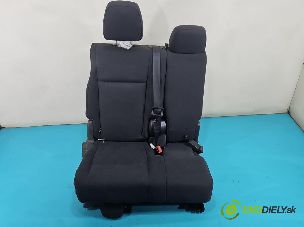 Dodge Journey 2.0 CRD 140 HP automatic 103 kW 1968 cm3 5- Sedačka zadné pravý II 