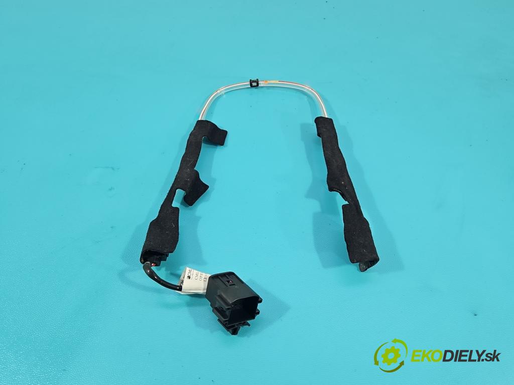 Opel Astra IV 2009-2015 1.4 16V 101 hp manual 74 kW 1398 cm3 5- Podsvícení 13306445