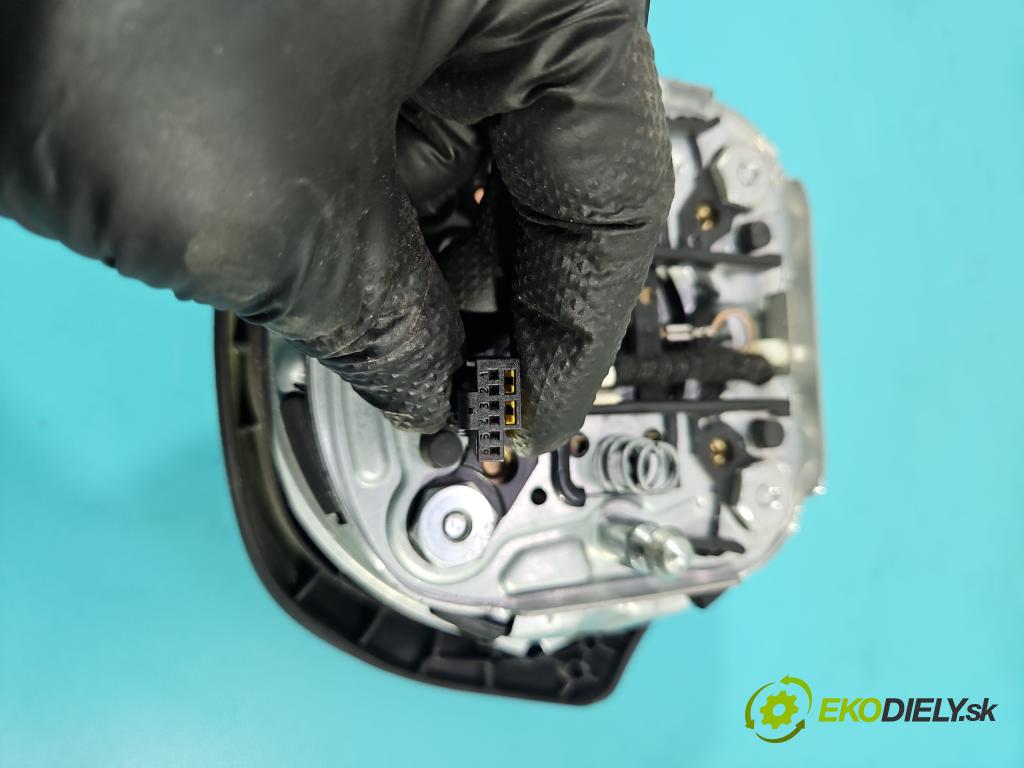 Bmw 1 E87 2004-2011 2.0d 122 HP manual 90 kW 1995 cm3 5- airbag vzduch: Řidiči: 6763080 (Airbag)