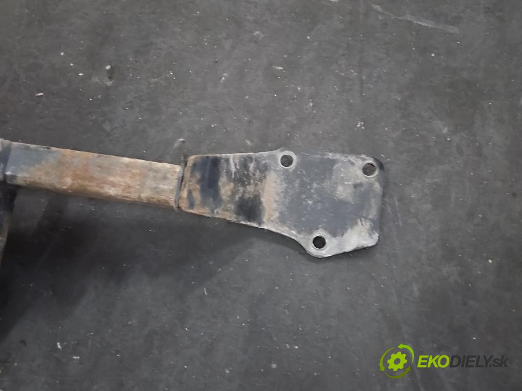 Bmw 1 E87 2004-2011 2.0d 122 hp manual 90 kW 1995 cm3 5- oko tažné (Tažné zařízení)