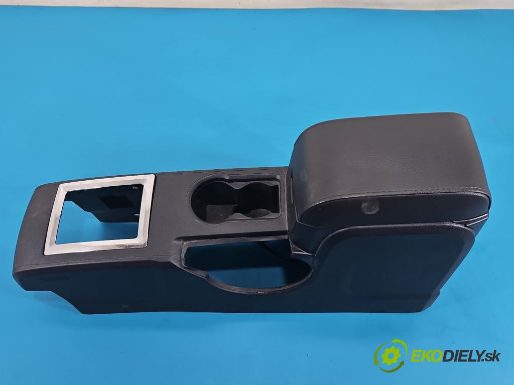 Dodge Journey 2.0 CRD 140 HP automatic 103 kW 1968 cm3 5- operadlo 1EU971DVAE (Lakťová opierka)