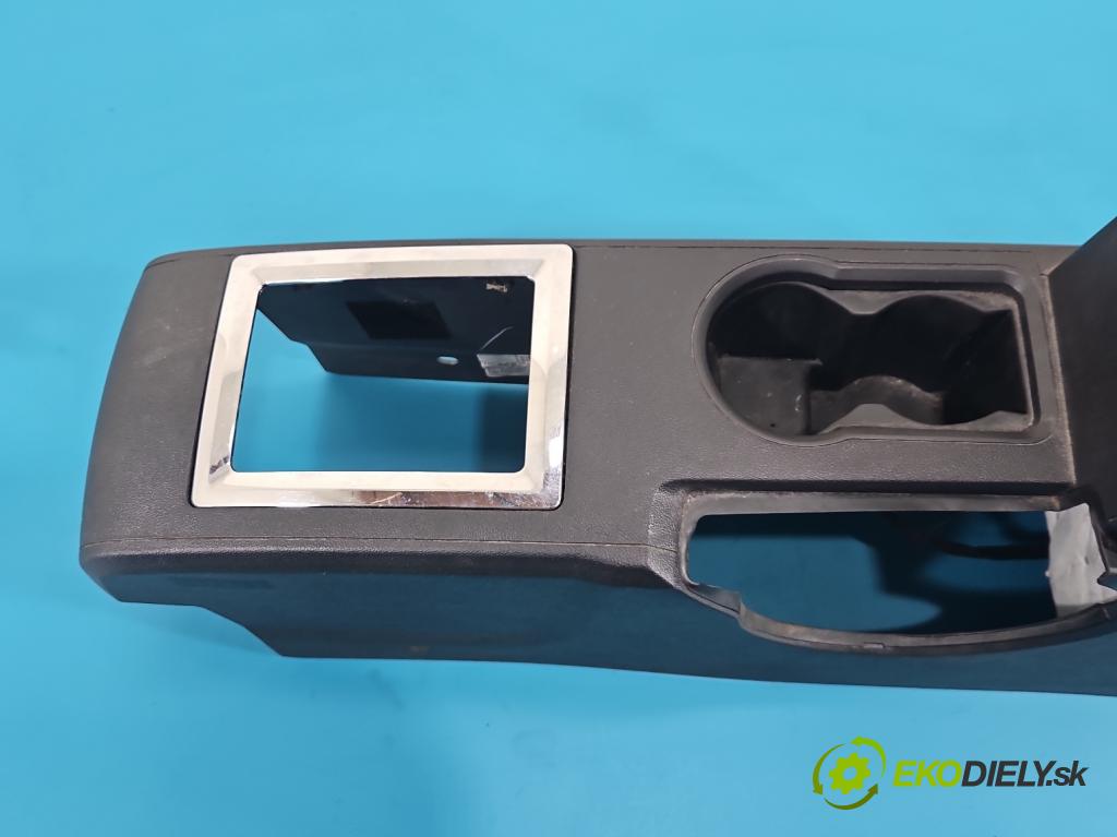 Dodge Journey 2.0 CRD 140 HP automatic 103 kW 1968 cm3 5- operadlo 1EU971DVAE (Lakťová opierka)