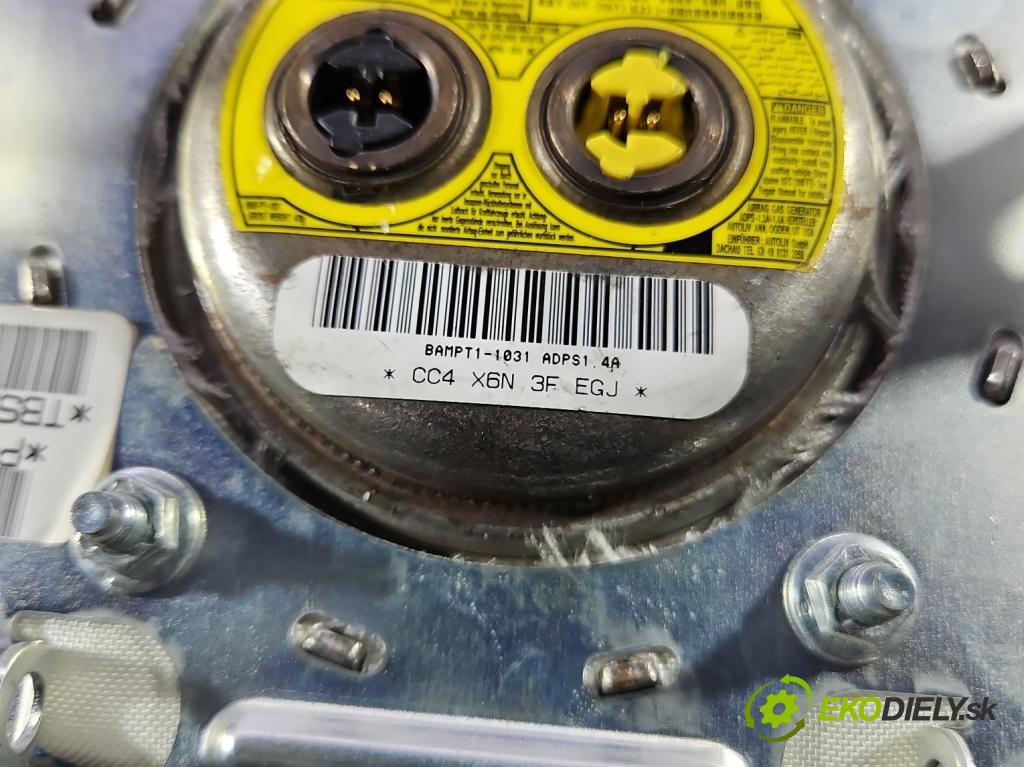 Dodge Journey 2.0 CRD 140 HP automatic 103 kW 1968 cm3 5- airbag vzduch: Řidiči: BAMPT1-1031 (Airbag)