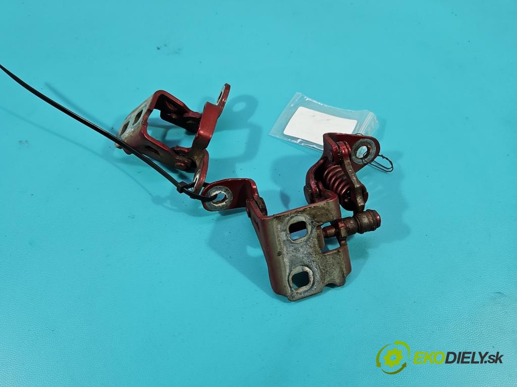 Dodge Journey 2.0 CRD 140 hp automatic 103 kW 1968 cm3 5- Závěs: dveře přední levý 85574F