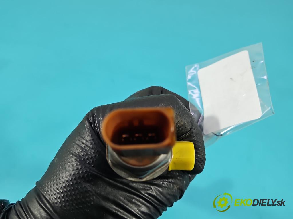 Vw Passat CC 2008-2016 2.0 TDI 140 HP manual 103 kW 1968 cm3 4- lišta vstrekovacia 03L130089 (Vstrekovacia lišta)