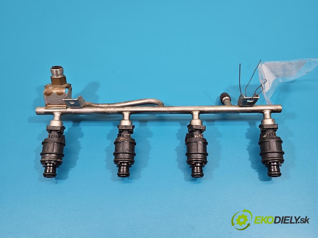 Opel Zafira A 1999-2005 1.8 16V 125 HP manual 92 kW 1796 cm3 5- vstrek 90536149 (Vstrekovač paliva)