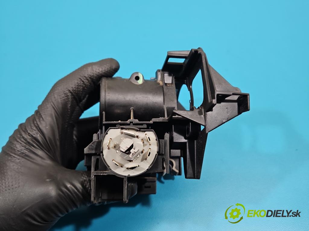 Opel Zafira A 1999-2005 1.8 16V 125 HP manual 92 kW 1796 cm3 5- Spínačka 90589313 (Spínacia skrinka)