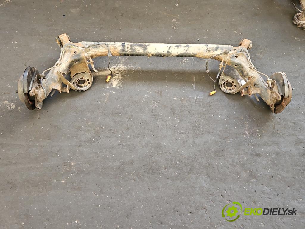 Honda Jazz II 2002-2008 1.2b 77 hp manual 57 kW 1246 cm3 5- zadní výztuha  (Zadní výztuha)