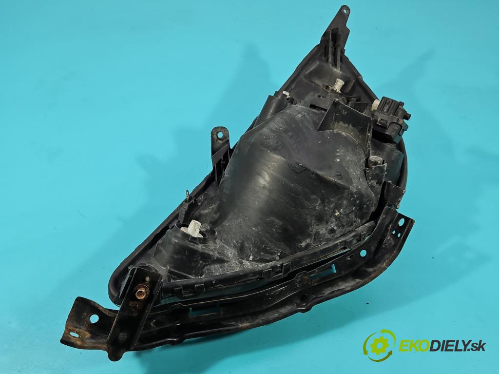 Honda Jazz II 2002-2008 1.2b 77 HP manual 57 kW 1246 cm3 5- Reflektor: pravý  (Svetlo predné pravé)