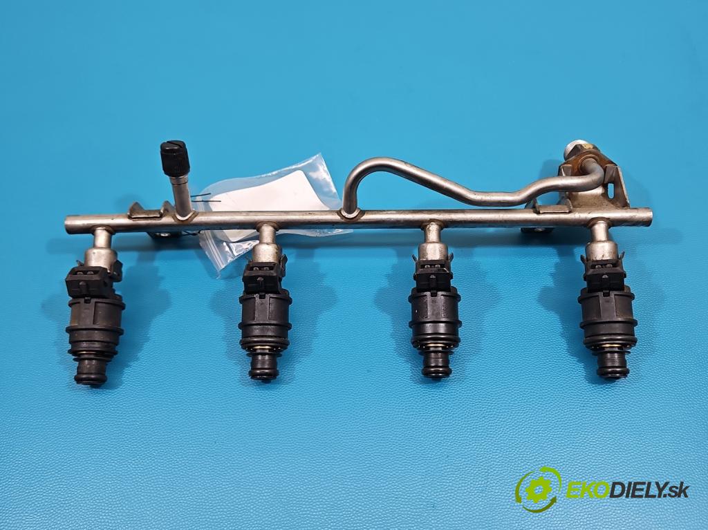 Opel Zafira A 1999-2005 1.8 16V 125 HP manual 92 kW 1796 cm3 5- vstrek 90536149 (Vstrekovač paliva)