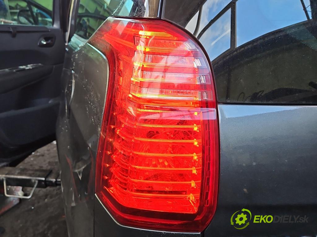 Peugeot 5008 I 2009-2017 2.0 HDI 150 hp manual 110 kW 1997 cm3 5- světlo zadní levé  (Klika dveří ostatní)