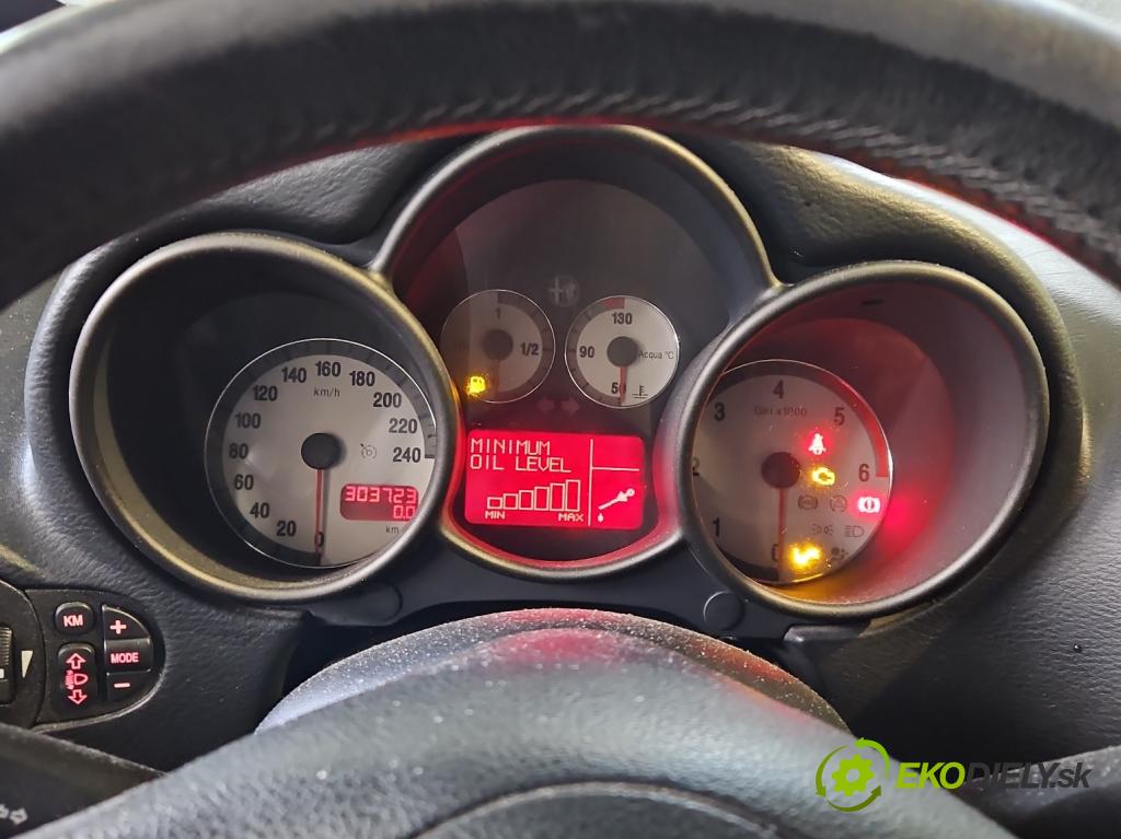 Alfa romeo Gt 1.9 jtd 937A5000 150 HP manual 110 kW 1910 cm3 3- prístrojovka/ budíky 156050197 (Prístrojová doska)