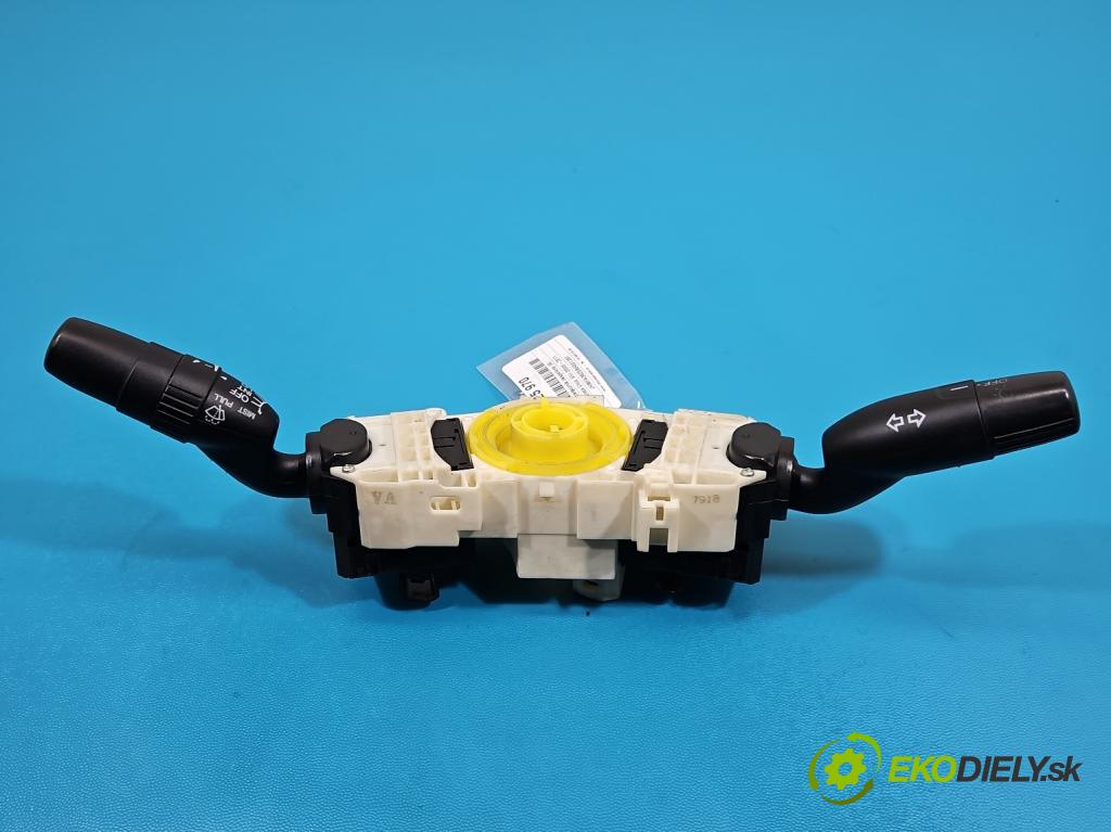 Honda Civic VIII 2006-2011 1.4 16V 95 HP automatic 70 kW 1339 cm3 4- prepínač komplex:  (Prepínacie páčky pod volantom)