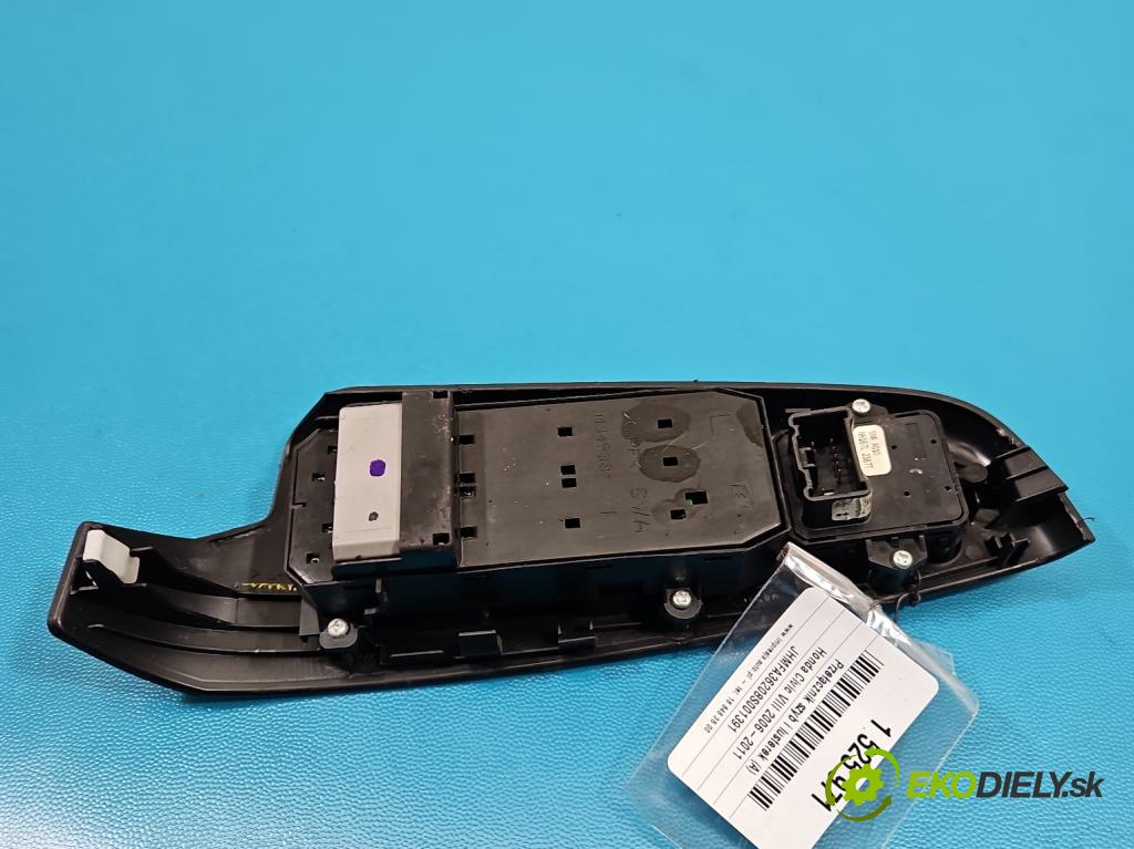 Honda Civic VIII 2006-2011 1.4 16V 95 HP automatic 70 kW 1339 cm3 4- prepínač okien spätných zrkadiel