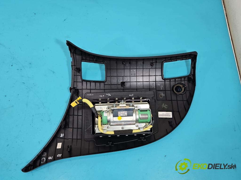 Honda Civic VIII 2006-2011 1.4 16V 95 HP automatic 70 kW 1339 cm3 4- airbag vzduchové soubor: 77850-SNA-A81
