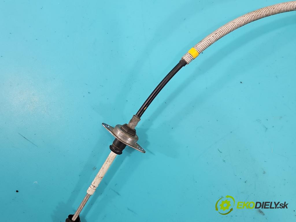 Honda Civic VIII 2006-2011 1.4 16V 95 HP automatic 70 kW 1339 cm3 4- Páka: Změny: stupeň,rýchlosť  (Rýchlostná páka (kulisa))