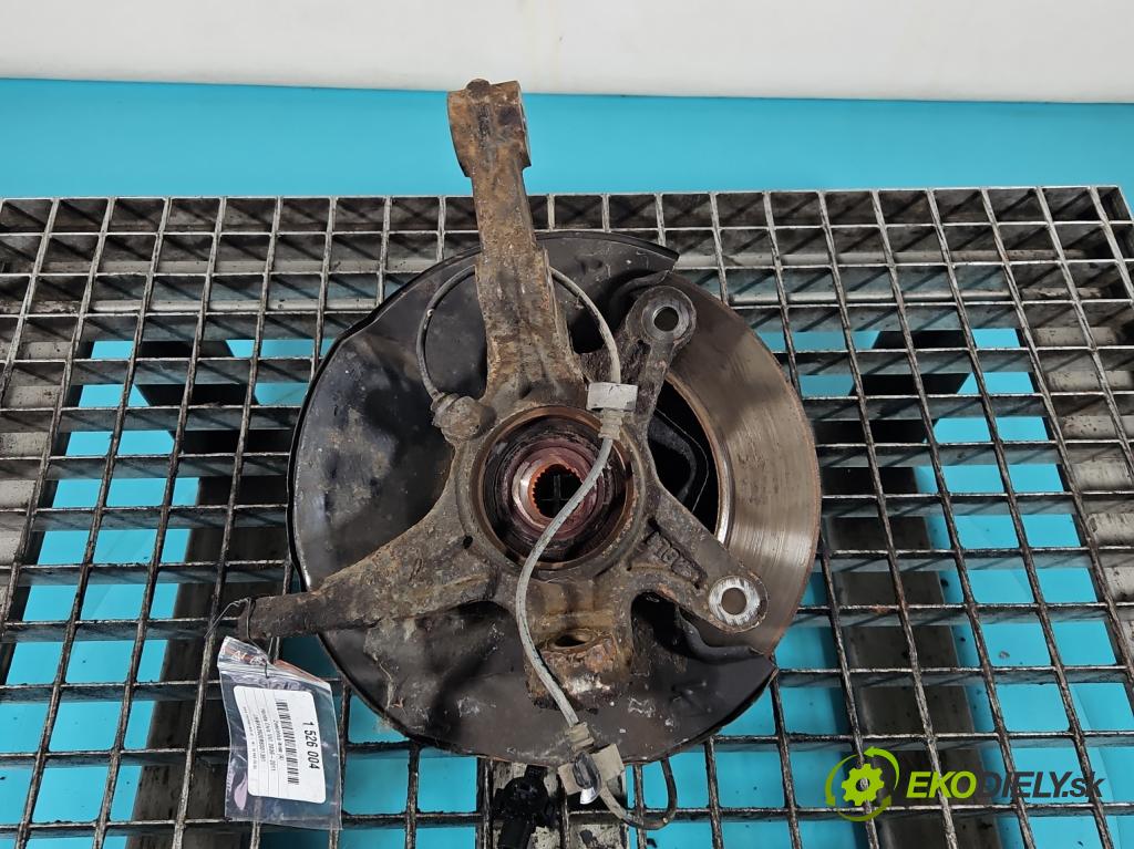 Honda Civic VIII 2006-2011 1.4 16V 95 hp automatic 70 kW 1339 cm3 4- náboj levé  (Náboj kola)