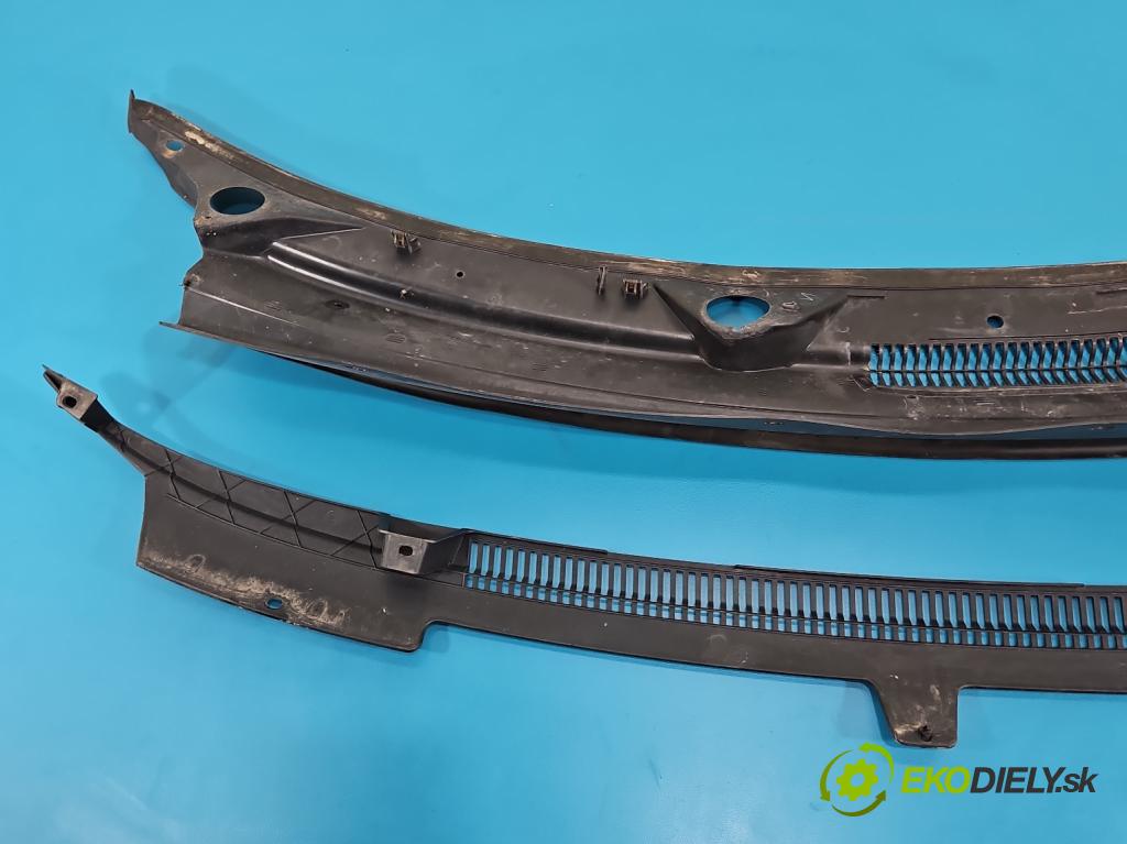 Dodge Journey 2.0 CRD 140 HP automatic 103 kW 1968 cm3 5- torpédo 05116266AF (Torpédo (plast pod čelným sklom))