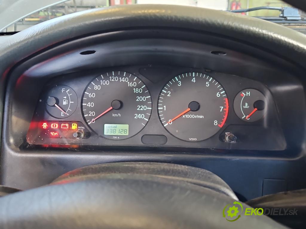 Toyota Avensis I T22 1997-2003 1.6 vvti 110 HP manual 81 kW 1598 cm3 4- prístrojovka/ budíky 83800-05380 (Prístrojová doska)