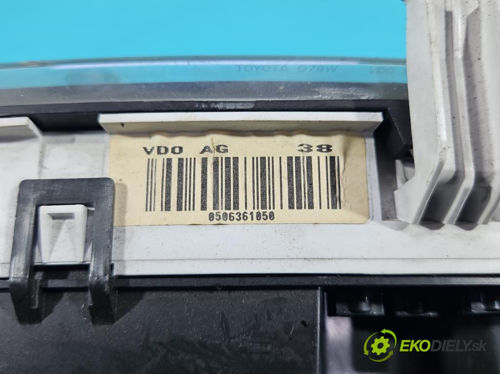 Toyota Avensis I T22 1997-2003 1.6 vvti 110 HP manual 81 kW 1598 cm3 4- prístrojovka/ budíky 83800-05380 (Prístrojová doska)