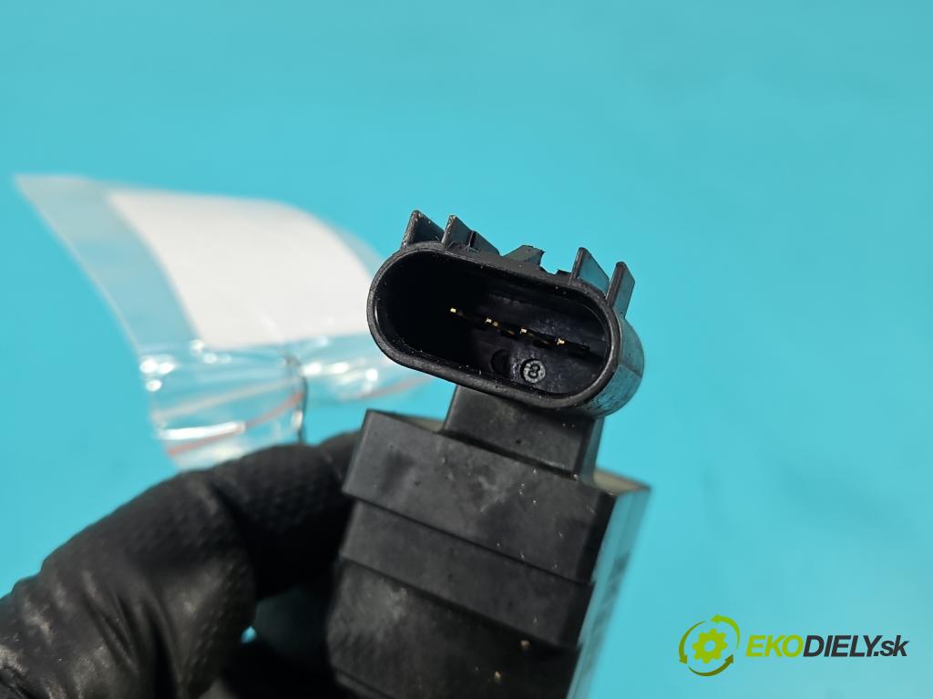 Opel Insignia A 2008-2017 2.0 T 220KM automatic 162 kW 1998 cm3 5- cievka zapaľovacia 12629646 (Zapaľovacia cievka)