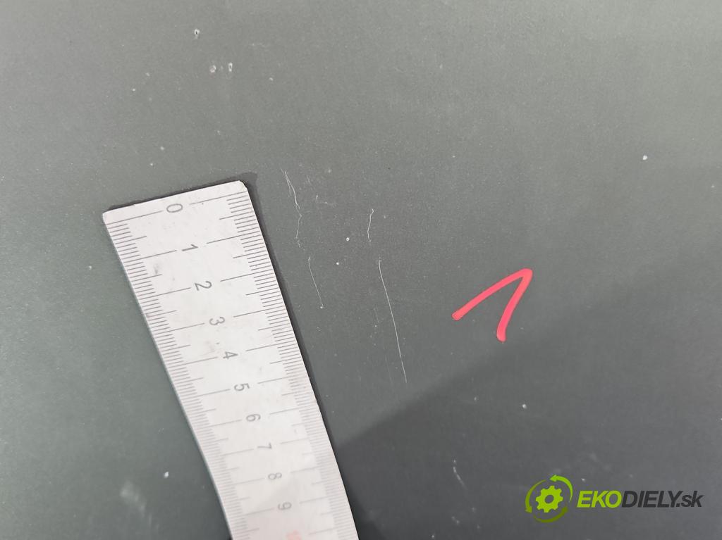 Toyota Avensis I T22 1997-2003 1.6 vvti 110 HP manual 81 kW 1598 cm3 4- kapota predná