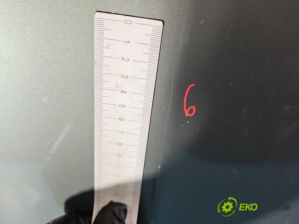 Toyota Avensis I T22 1997-2003 1.6 vvti 110 HP manual 81 kW 1598 cm3 4- kapota predná