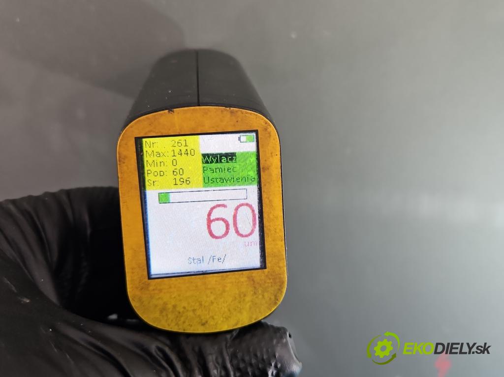 Toyota Avensis I T22 1997-2003 1.6 vvti 110 HP manual 81 kW 1598 cm3 4- kapota predná