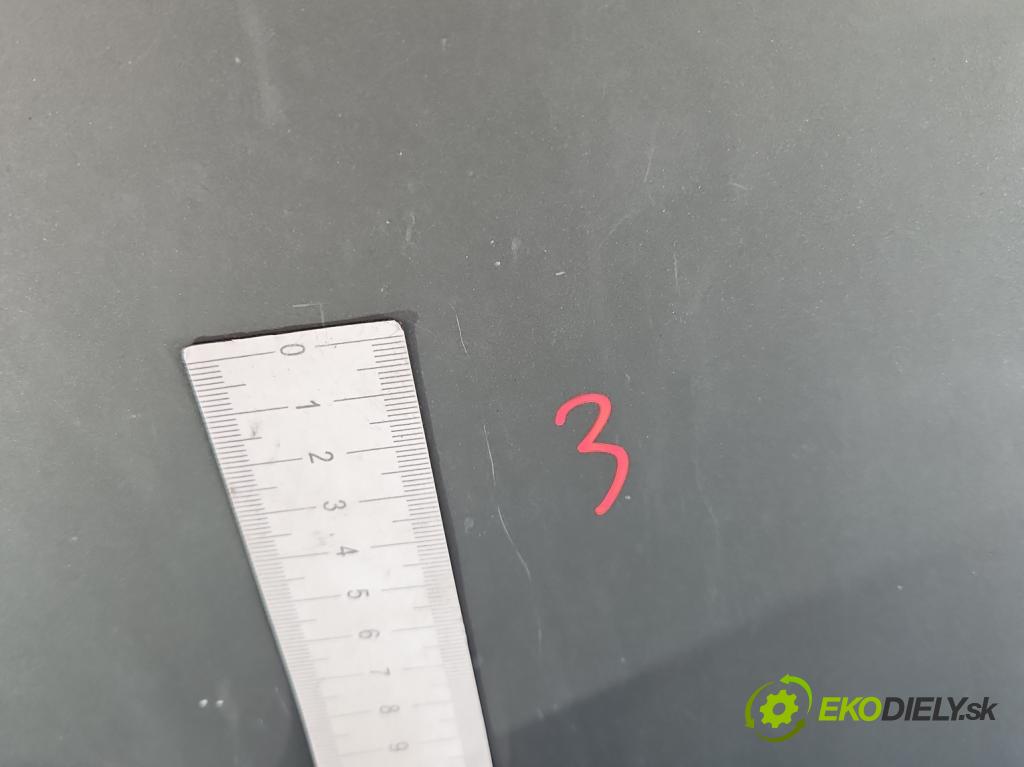 Toyota Avensis I T22 1997-2003 1.6 vvti 110 HP manual 81 kW 1598 cm3 4- kapota predná