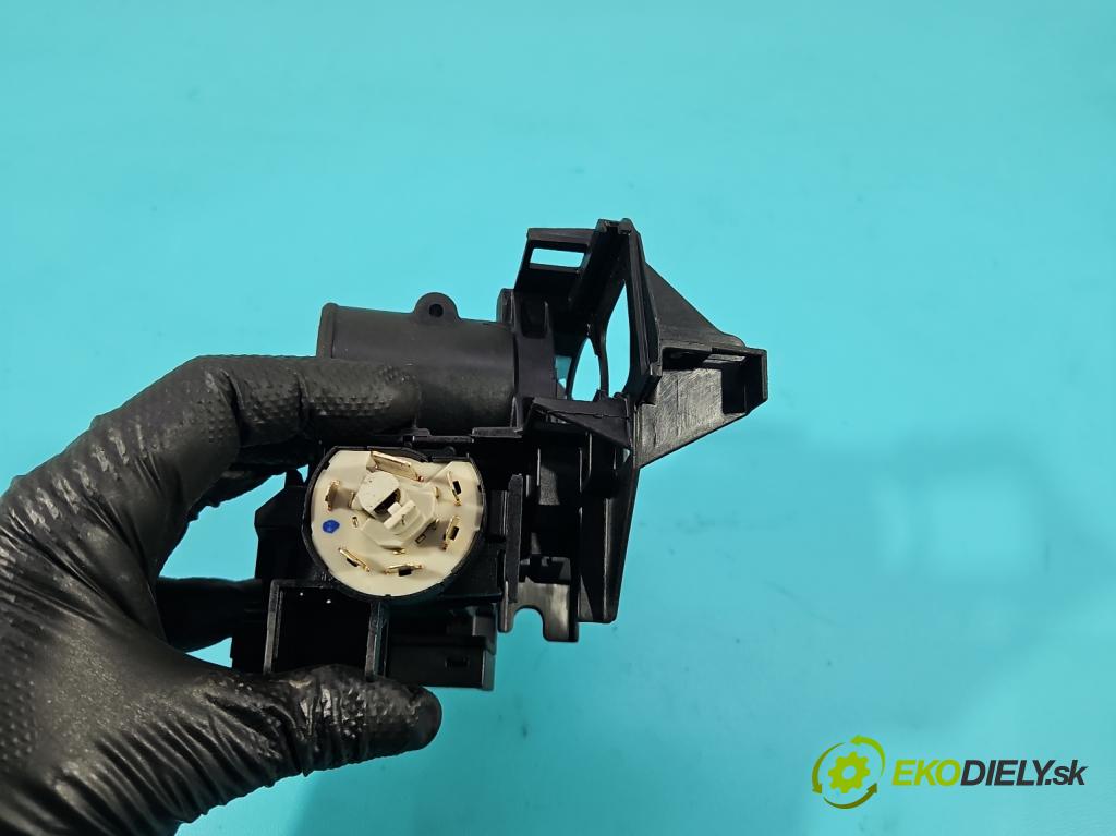 Opel Astra II 1998-2009 1.6 8V 84KM manual 62 kW 1598 cm3 5- riadiaca jednotka motora 09353509