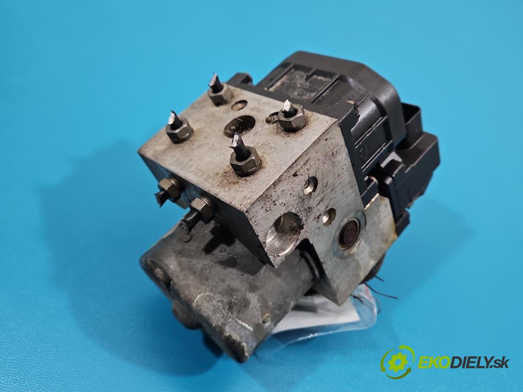 Peugeot 307 2.0 HDI 107 HP manual 79 kW 1997 cm3 5- čerpadlo abs 0273004562 (Pumpa ABS)