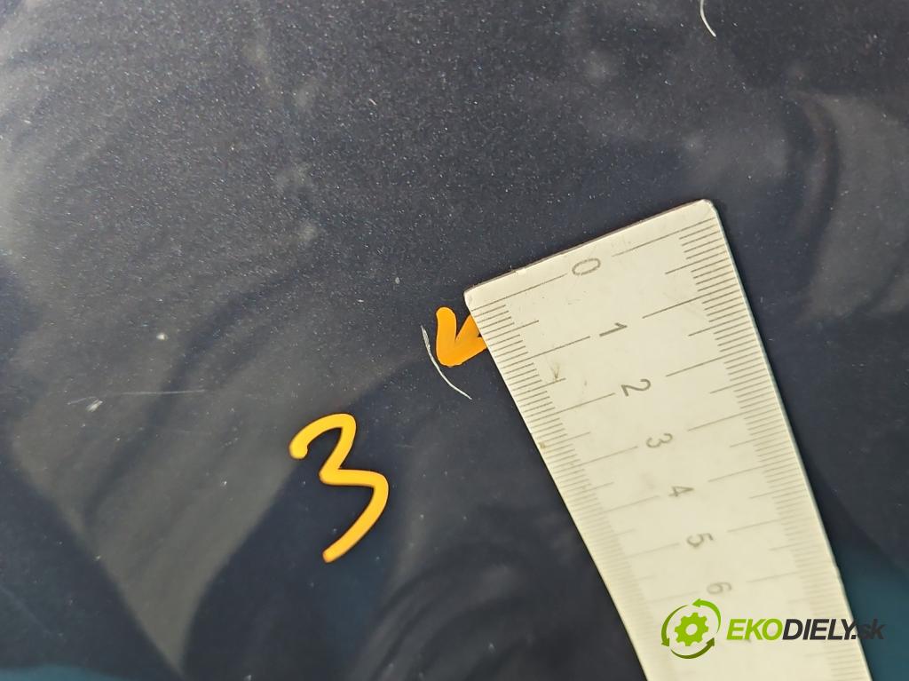 Opel Astra IV 2009-2015 1.4 16V 101 hp manual 74 kW 1398 cm3 5- dveře zadní pravé  (Klika dveří ostatní)