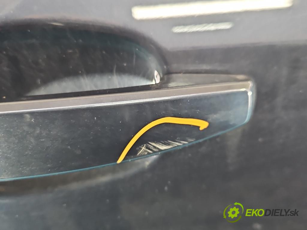 Opel Astra IV 2009-2015 1.4 16V 101 hp manual 74 kW 1398 cm3 5- dveře zadní pravé  (Klika dveří ostatní)