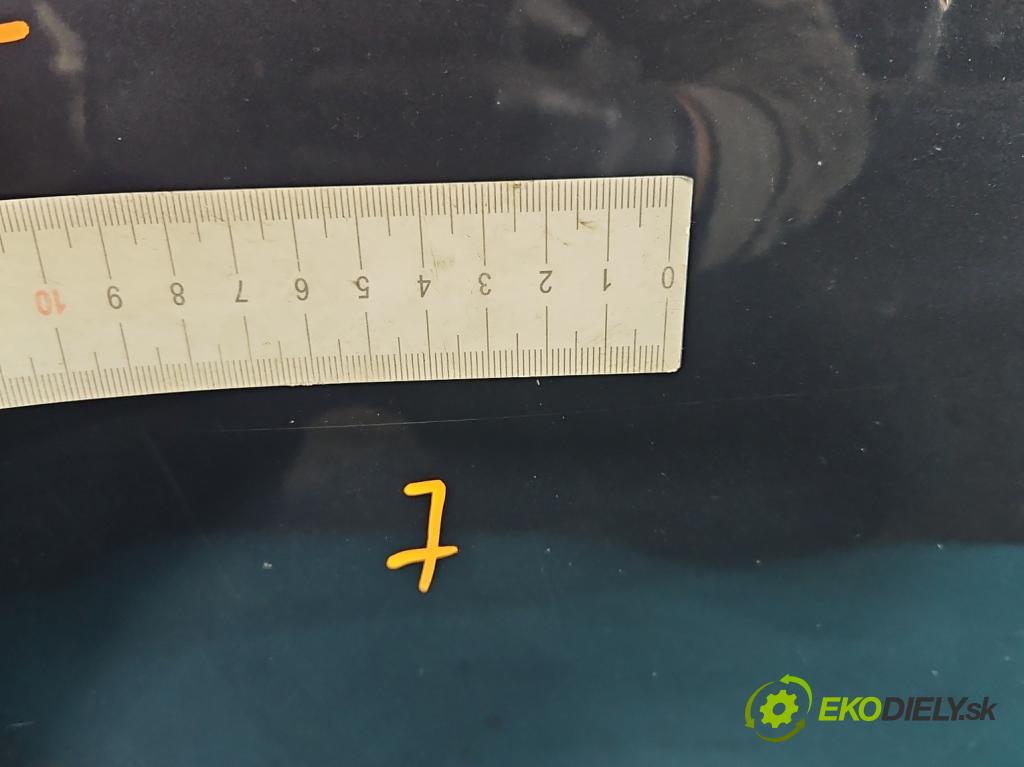 Opel Astra IV 2009-2015 1.4 16V 101 hp manual 74 kW 1398 cm3 5- dveře zadní pravé  (Klika dveří ostatní)