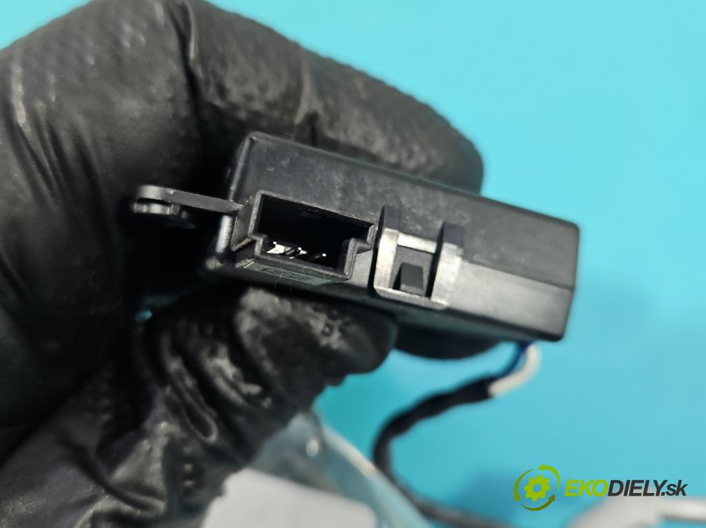 Opel Astra IV 2009-2015 1.4 16V 101 HP manual 74 kW 1398 cm3 5- Spínačka 13334628 (Spínacia skrinka)