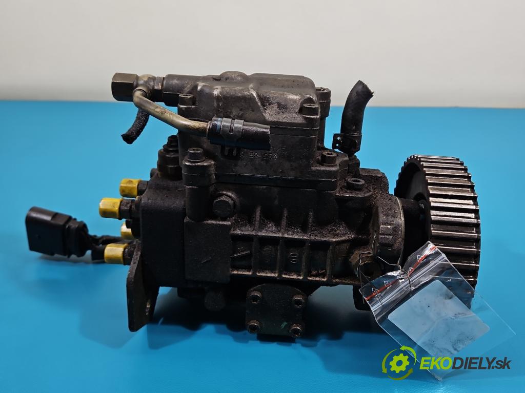 Vw Bora 1.9 TDI 90 HP manual 66 kW 1896 cm3 4- čerpadlo vstrekovacia 0460404977 (Vstrekovacie čerpadlo)