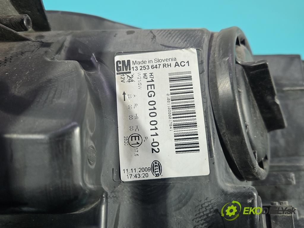 Opel Astra IV 2009-2015 1.4 16V 101 HP manual 74 kW 1398 cm3 5- Reflektor: pravý 13253647 (Svetlo predné pravé)