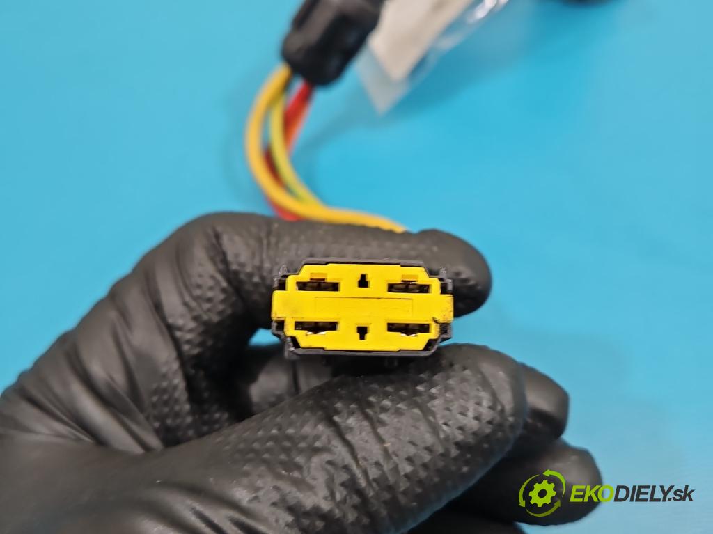 Renault Megane I 1995-2003 1.9 dci 102 HP manual 75 kW 1870 cm3 5- Spínačka  (Spínacia skrinka)