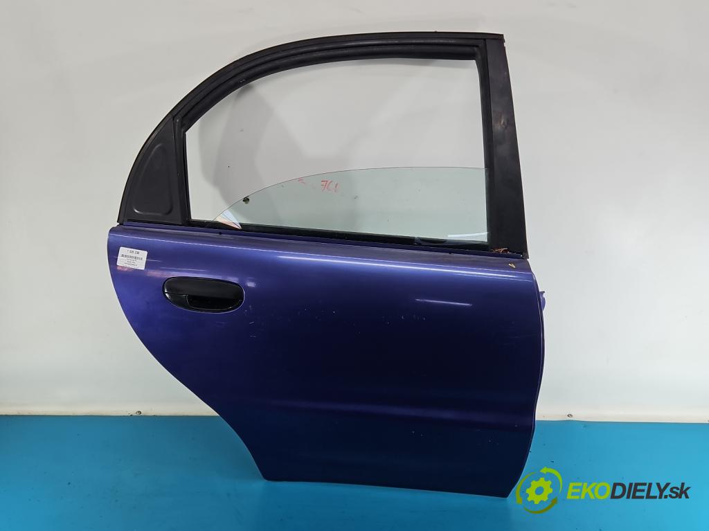 Daewoo Lanos 1.5 16V 100 hp manual 73.2 kW 1498 cm3 5- dveře zadní pravé  (Klika dveří ostatní)