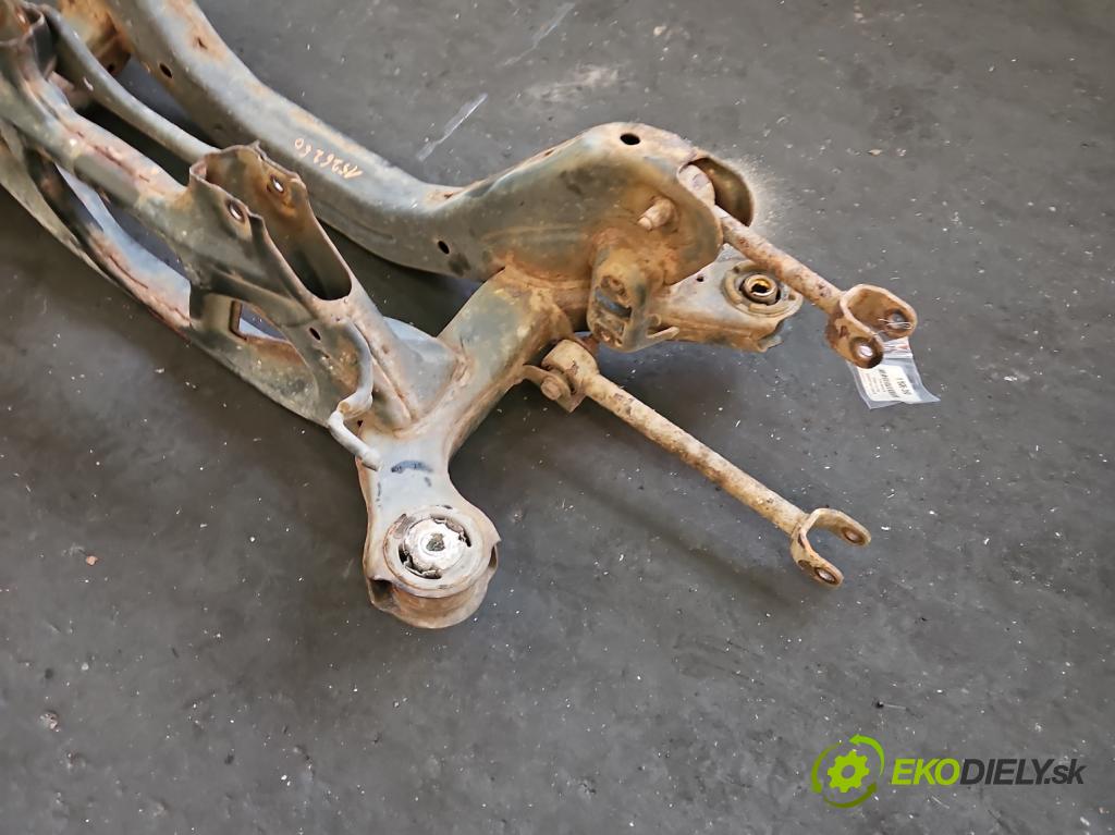 Dodge Journey 2.0 CRD 140 hp automatic 103 kW 1968 cm3 5- zadní výztuha  (Zadní výztuha)