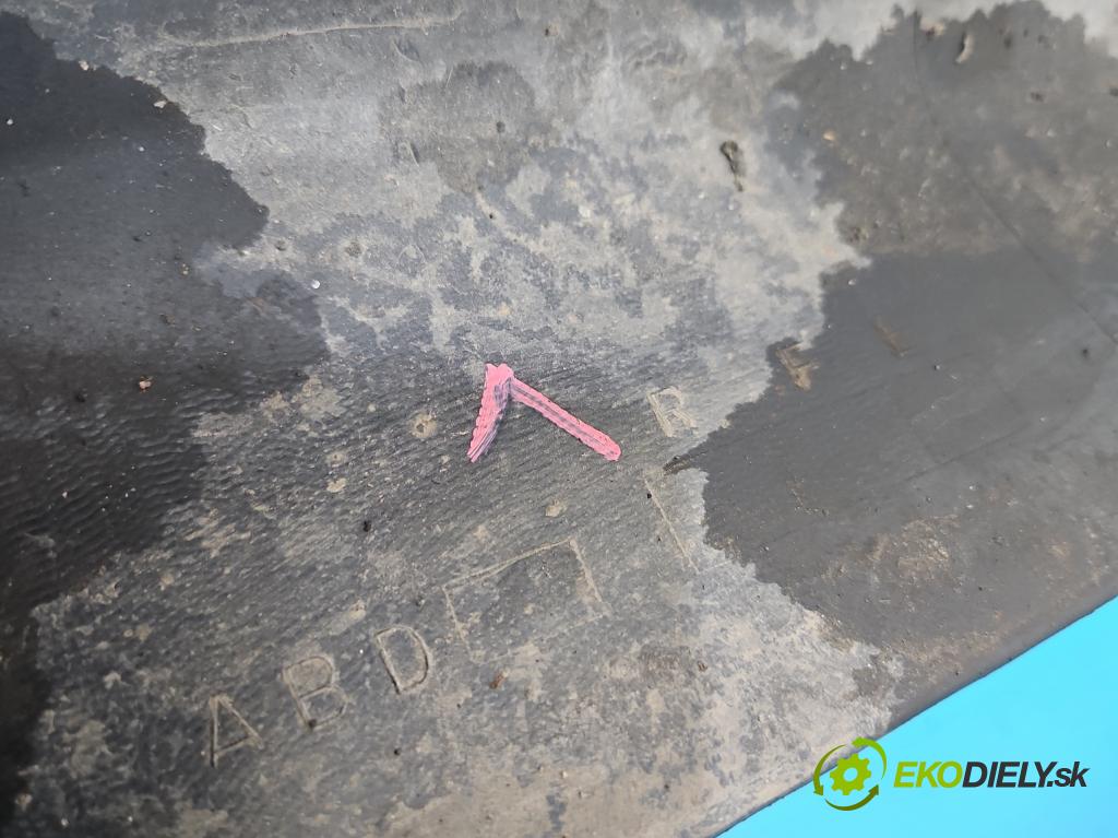 Dodge Journey 2.0 CRD 140 HP automatic 103 kW 1968 cm3 5- lišta práh: ľavé 05178149AD (Lišta prahová)