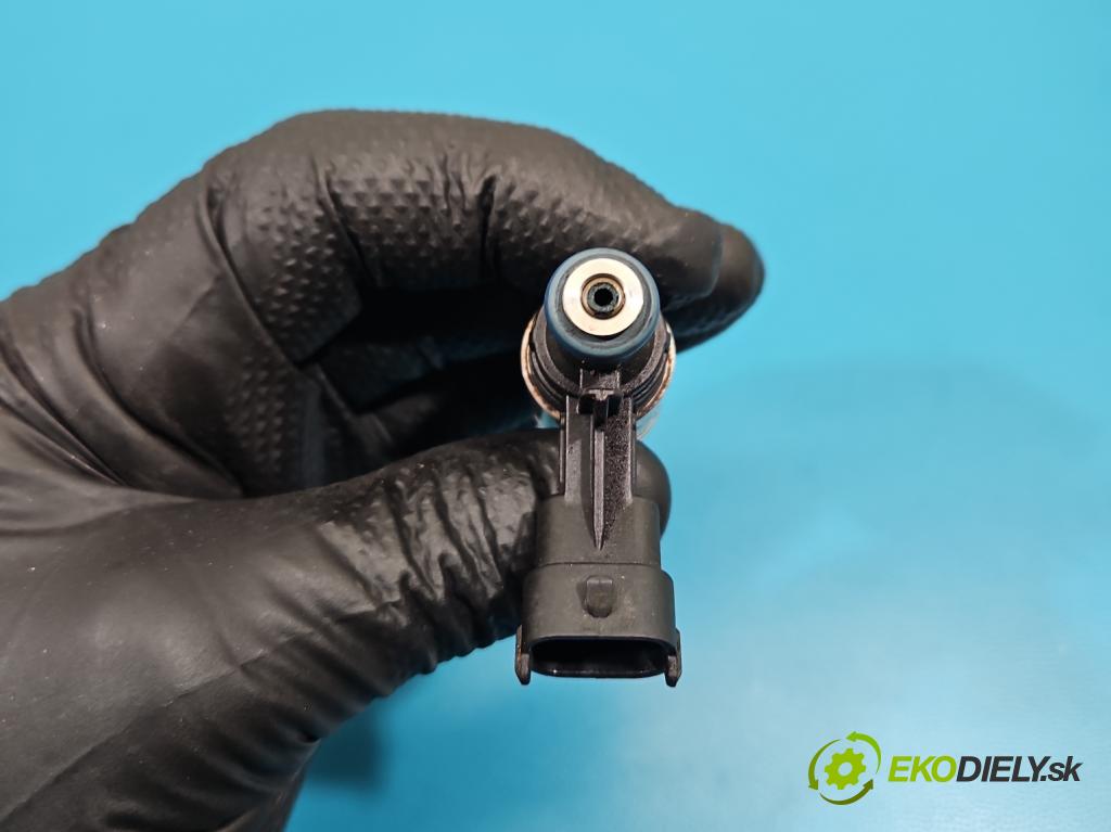 Opel Insignia A 2008-2017 2.0 T 220KM automatic 162 kW 1998 cm3 5- vstrek 0261500112 (Vstrekovač paliva)