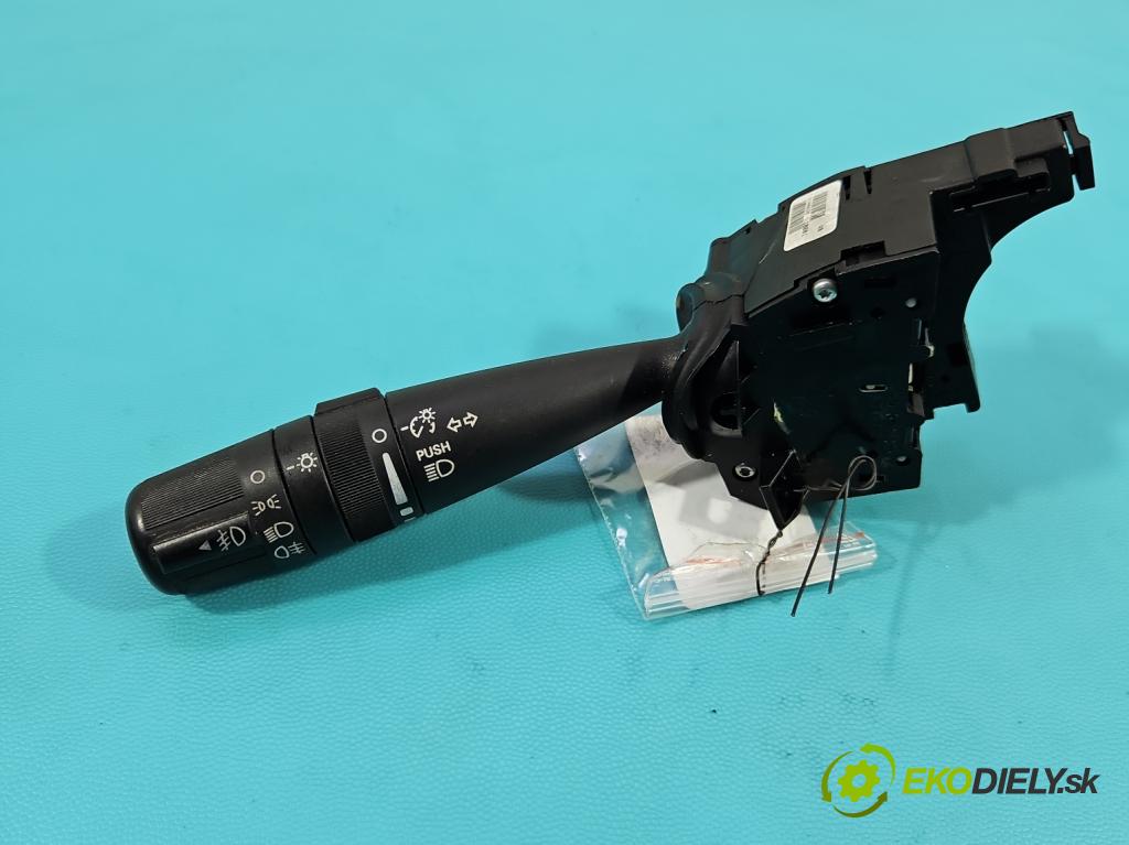 Dodge Journey 2.0 CRD 140 HP automatic 103 kW 1968 cm3 5- prepínač smeroviek 214866145 (Prepínacie páčky pod volantom)