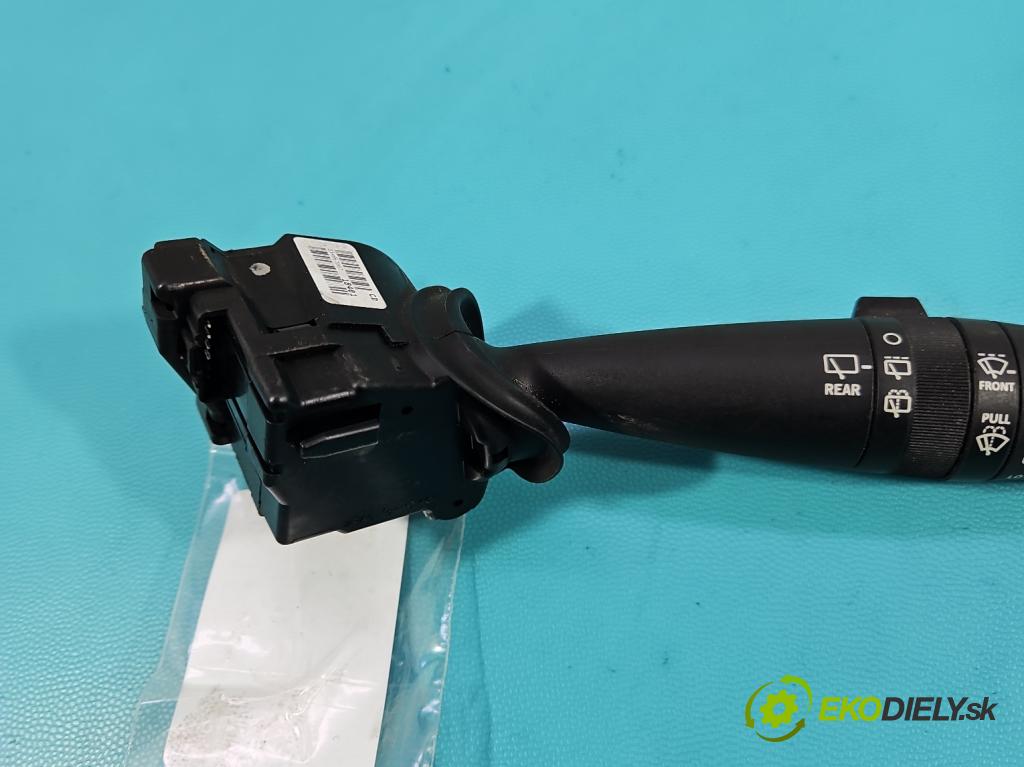 Dodge Journey 2.0 CRD 140 HP automatic 103 kW 1968 cm3 5- prepínač stieračov 214867207 (Prepínacie páčky pod volantom)