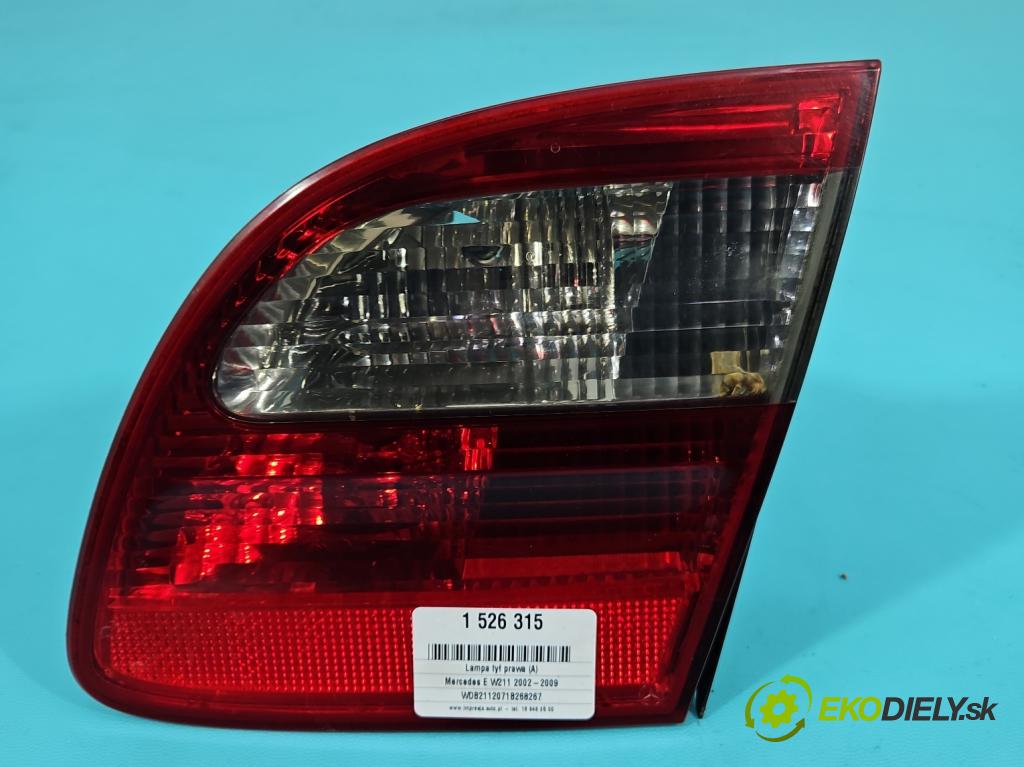 Mercedes E W211 2002-2009 2.2 cdi 136 HP automatic 100 kW 2148 cm3 5- svetlo / reflektor zadné pravé A2118203064 (Kľučka dverí ostatné)