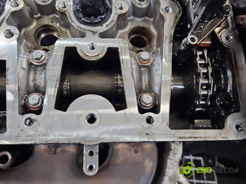 Peugeot 5008 I 2009-2017 2.0 HDI 150 hp manual 110 kW 1997 cm3 5- motor diesla 10DYYF