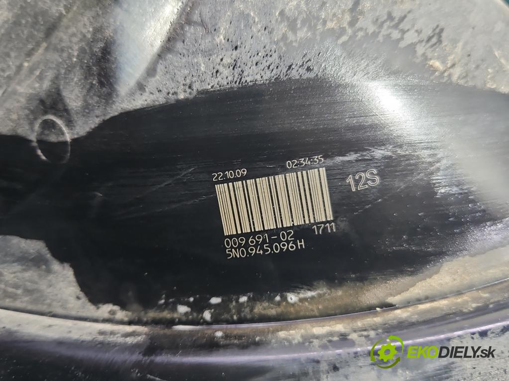 Vw Tiguan I 2007-2016 2.0 TDI 140 hp automatic 103 kW 1968 cm3 5- světlo zadní pravé 5N0945096H (Klika dveří ostatní)
