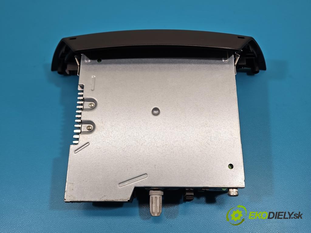 Renault Laguna III 2007-2015 2.0 16V 140 HP manual 103 kW 1997 cm3 5- Radio originál 281150013R