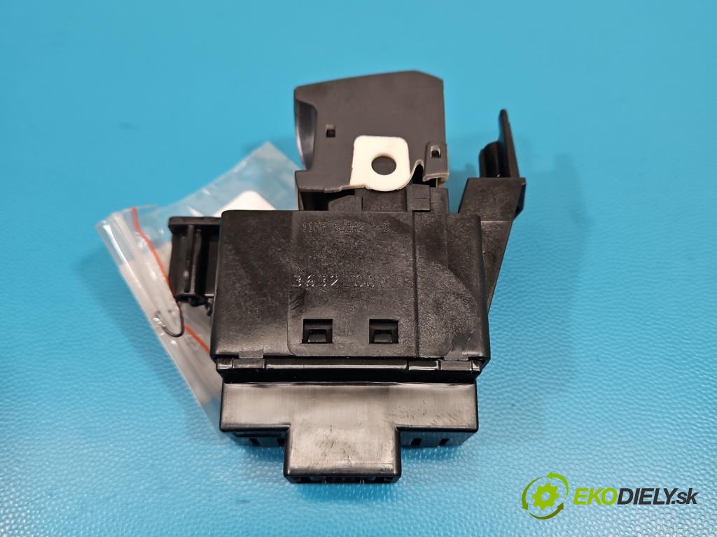 Renault Laguna III 2007-2015 2.0 16V 140 HP manual 103 kW 1997 cm3 5- prepínač brzda: ručný 363210001R (Prepínacie páčky pod volantom)